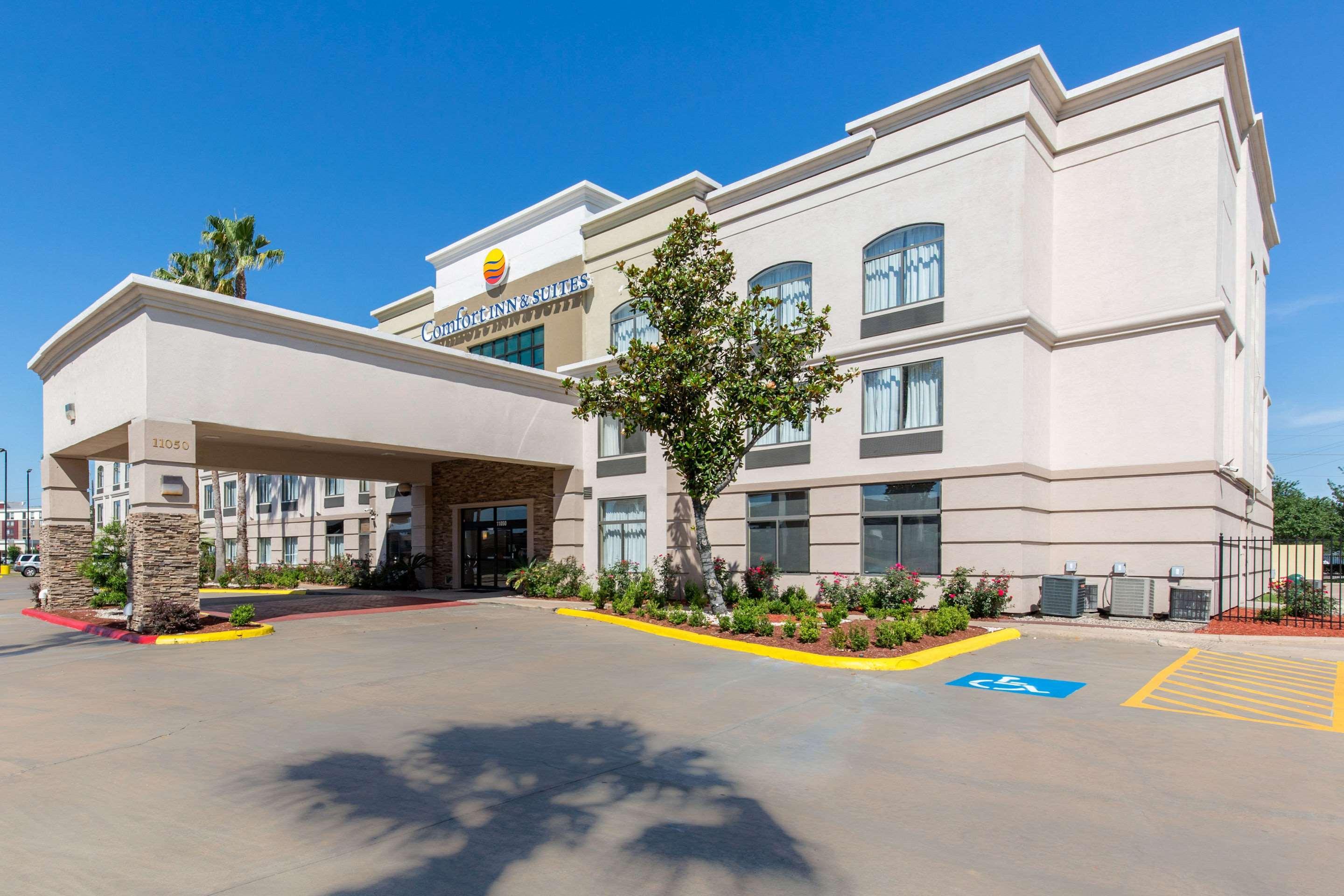 Comfort Inn & Suites Sw Houston Sugarland Exterior photo